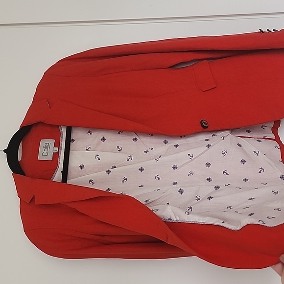 Red Blazer - Picture 4 of 5